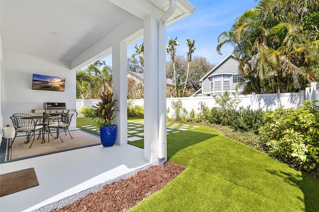 3713 W LEONA STREET, Tampa, FL 33629