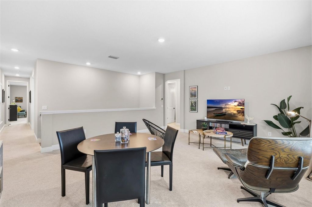 Image 29 of property listing at 3713 W LEONA STREET, Tampa, FL 33629