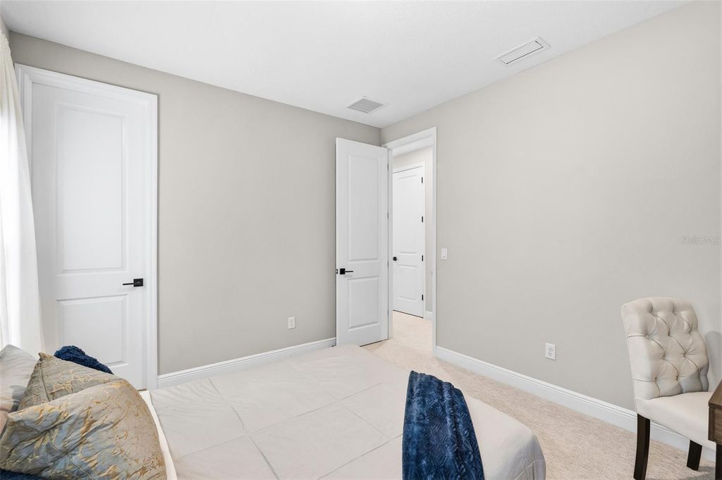 Image 38 of property listing at 3713 W LEONA STREET, Tampa, FL 33629