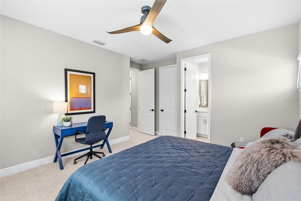 Image 40 of property listing at 3713 W LEONA STREET, Tampa, FL 33629