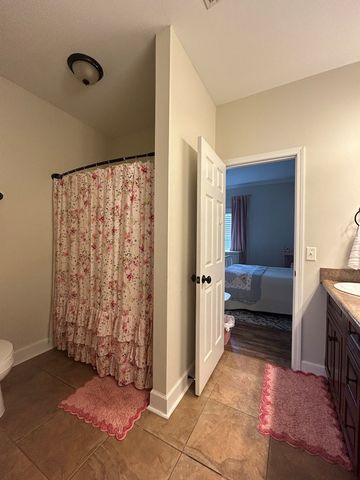 2087 County Rd 15, Headland, AL 36345