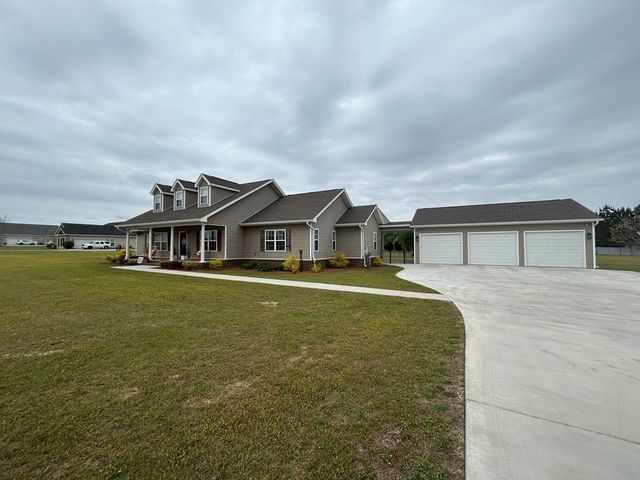 2087 County Rd 15, Headland, AL 36345