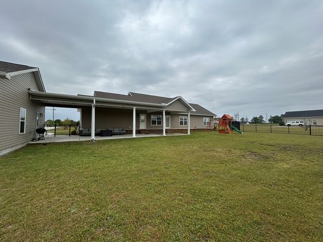 2087 County Rd 15, Headland, AL 36345