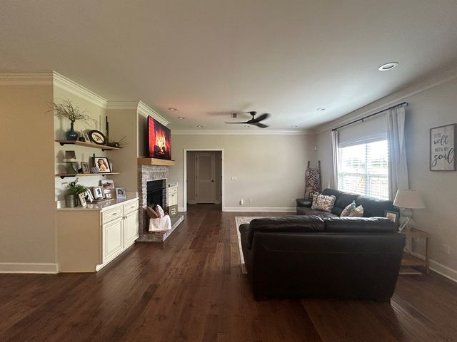 2087 County Rd 15, Headland, AL 36345