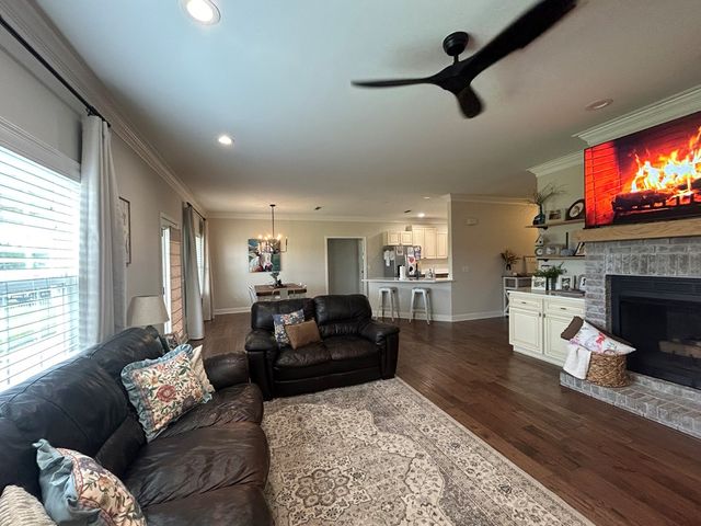 2087 County Rd 15, Headland, AL 36345