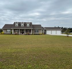2087 County Rd 15, Headland, AL 36345
