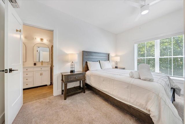 212 Driftwood CT, Moneta, VA 24121