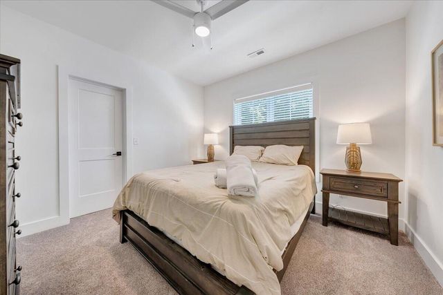 212 Driftwood CT, Moneta, VA 24121