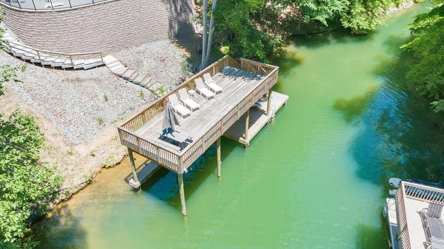 212 Driftwood CT, Moneta, VA 24121