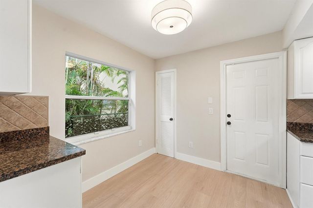 22267 SW 57th Avenue, Boca Raton, FL 33428