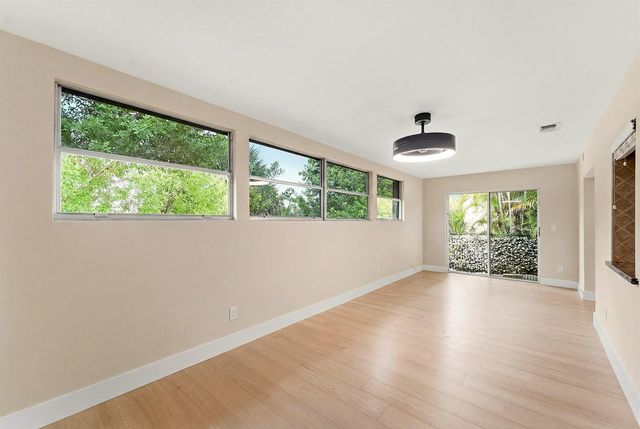 22267 SW 57th Avenue, Boca Raton, FL 33428