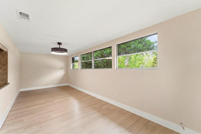 22267 SW 57th Avenue, Boca Raton, FL 33428