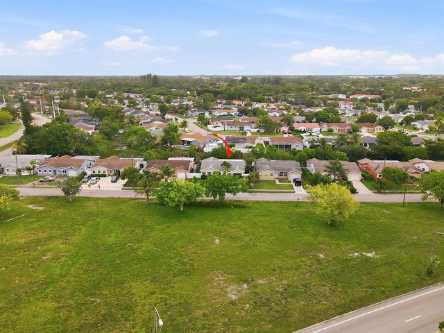 22267 SW 57th Avenue, Boca Raton, FL 33428