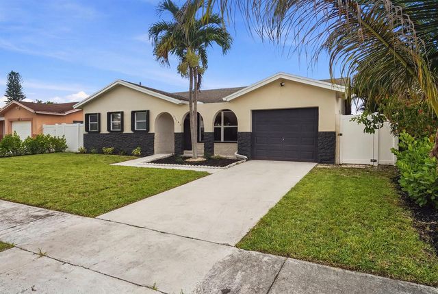 22267 SW 57th Avenue, Boca Raton, FL 33428