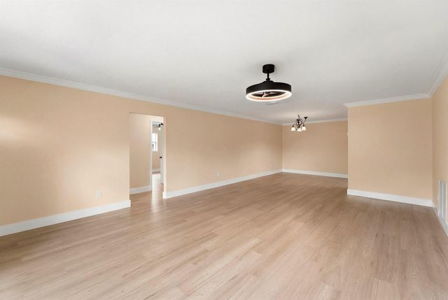 22267 SW 57th Avenue, Boca Raton, FL 33428