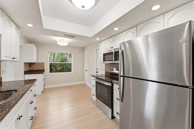 22267 SW 57th Avenue, Boca Raton, FL 33428