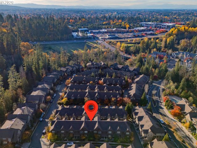 653 Sw FORESTA Ter, Portland, OR 97225