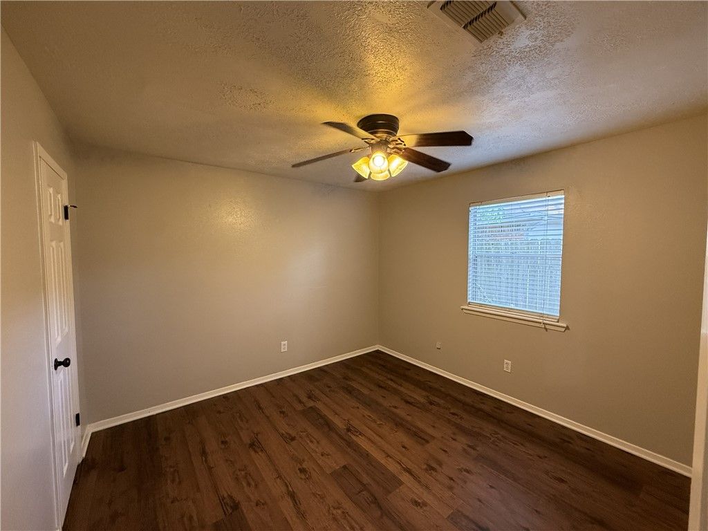 3304 Coastal Drive, College Station, TX 77845 — photo 4