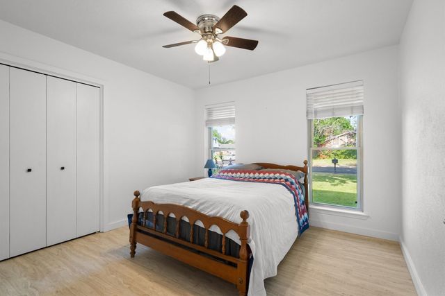 2 Whispering Circle, Hickory Creek, TX 75065