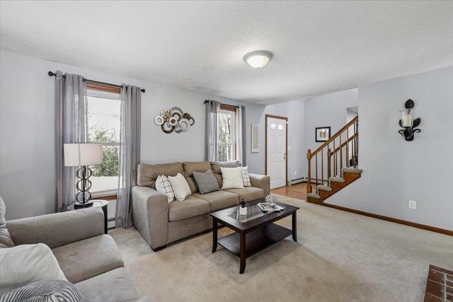 47 Stowell Road, Bedford, NH 03110