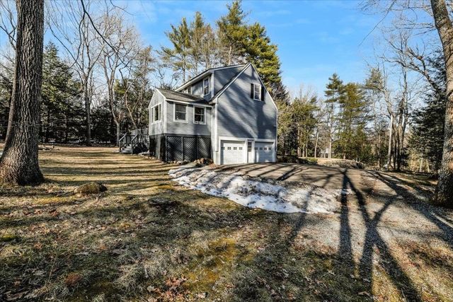 47 Stowell Road, Bedford, NH 03110