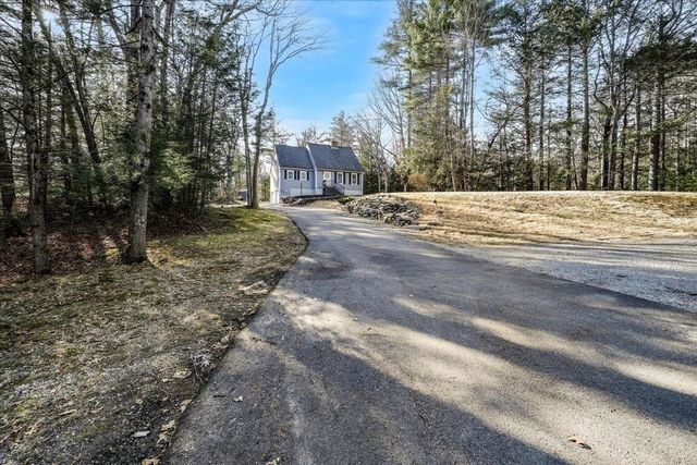 47 Stowell Road, Bedford, NH 03110
