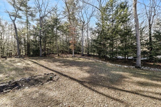 47 Stowell Road, Bedford, NH 03110