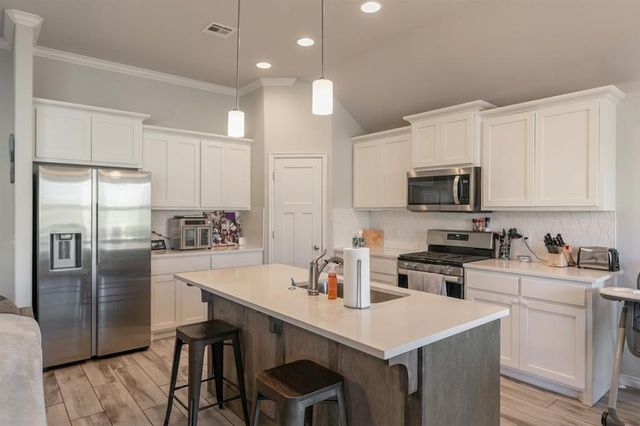 13809 Village Cove, Piedmont, OK 73078