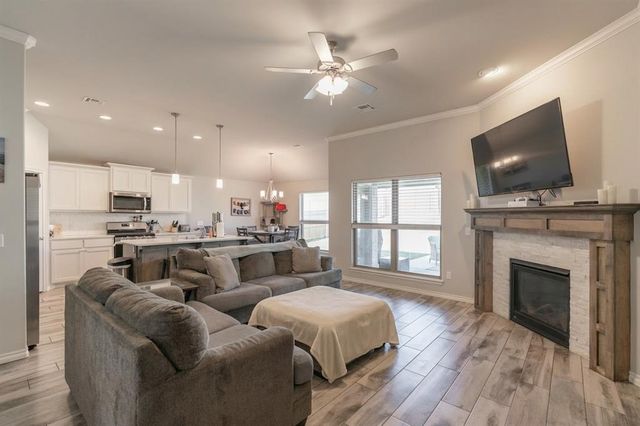 13809 Village Cove, Piedmont, OK 73078