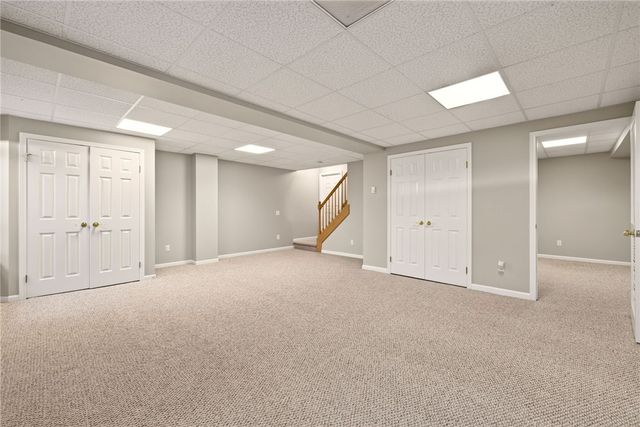 6880 Chestnut Hill, Victor, NY 14564
