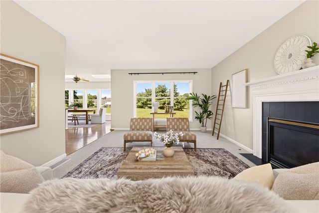 6880 Chestnut Hill, Victor, NY 14564