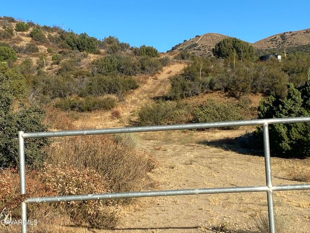32100 N Hughes Canyon Road, Acton, CA 93510