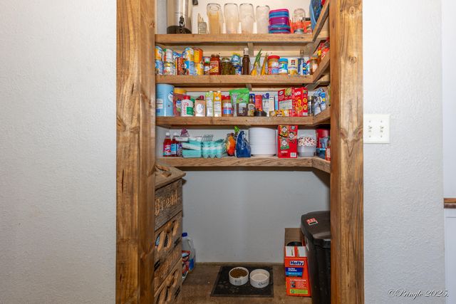 935 State Hwy H, Caulfield, MO 65626