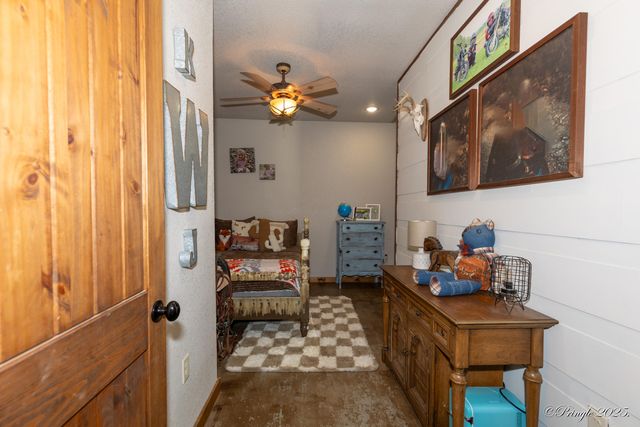 935 State Hwy H, Caulfield, MO 65626