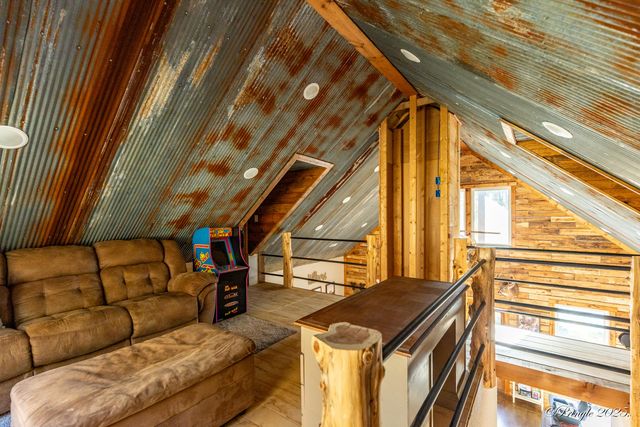 935 State Hwy H, Caulfield, MO 65626