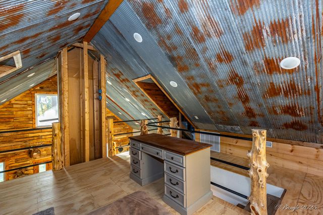 935 State Hwy H, Caulfield, MO 65626