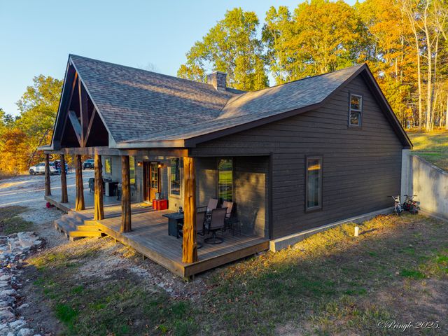 935 State Hwy H, Caulfield, MO 65626