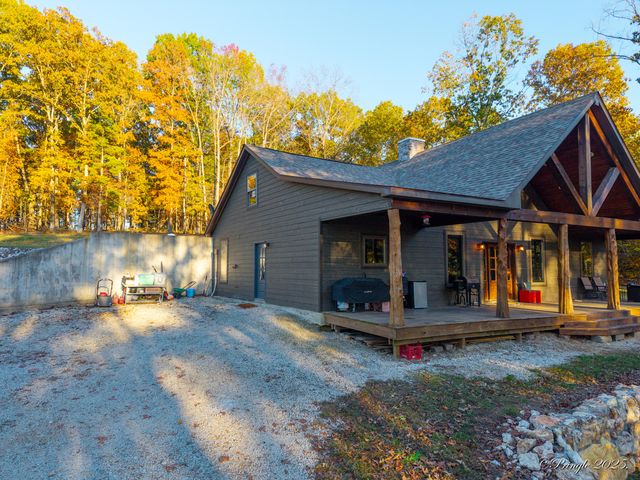 935 State Hwy H, Caulfield, MO 65626