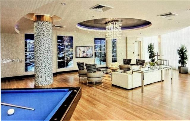 253 NE 2nd St 608, Miami, FL 33132