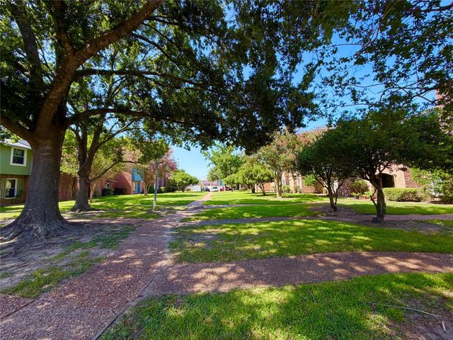 9519 Clanton Street, Houston, TX 77080