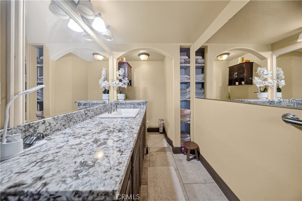Image 30 of property listing at 21625 Bancroft, California City, CA 93505