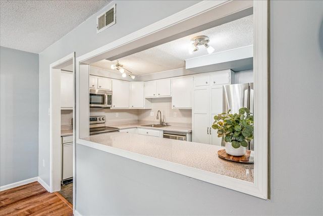 7503 Bavarian Dr Unit 19, Germantown, TN 38138