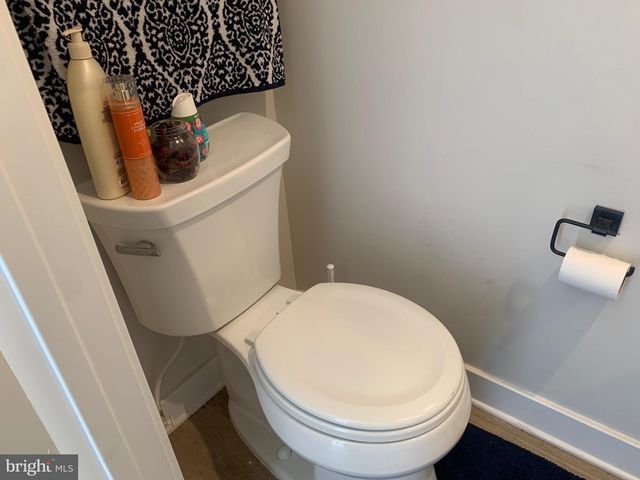 117 PLAZA DR, Sicklerville, NJ 08081