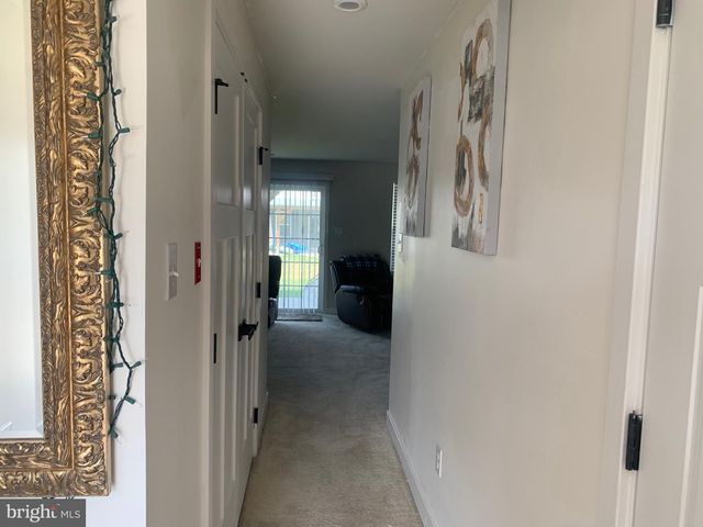 117 PLAZA DR, Sicklerville, NJ 08081