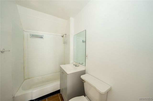 44 La Force Place, Buffalo, NY 14207