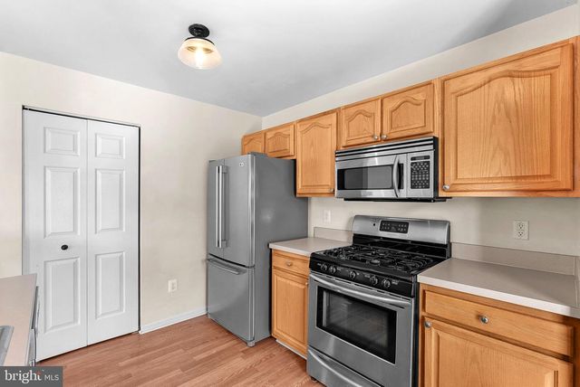 43374 GREYSWALLOW TER, Ashburn, VA 20147