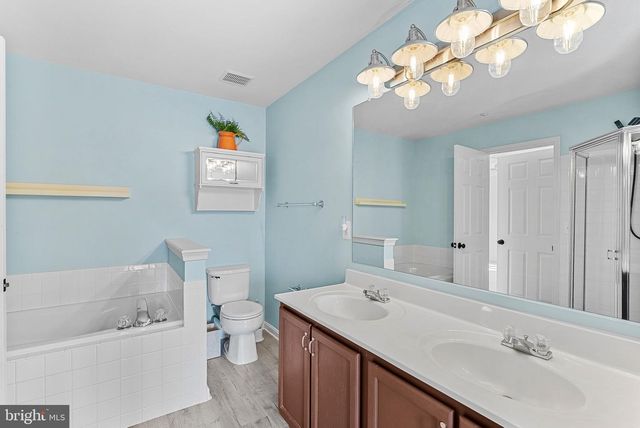 43374 GREYSWALLOW TER, Ashburn, VA 20147