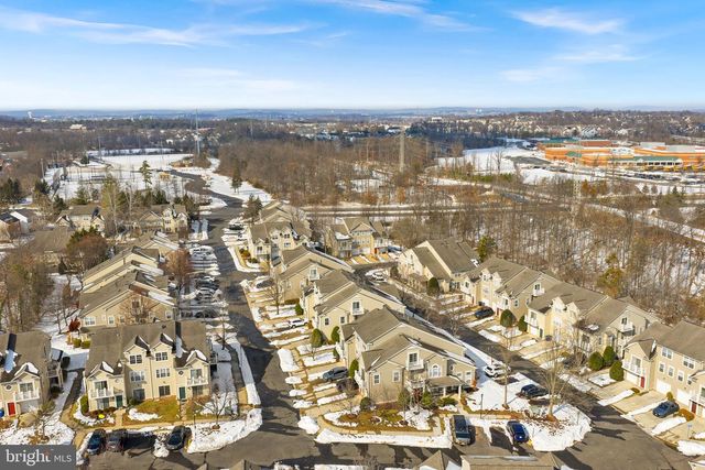 43374 GREYSWALLOW TER, Ashburn, VA 20147