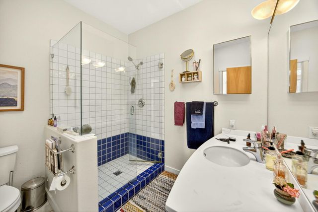 968 Garden Way, Ashland, OR 97520