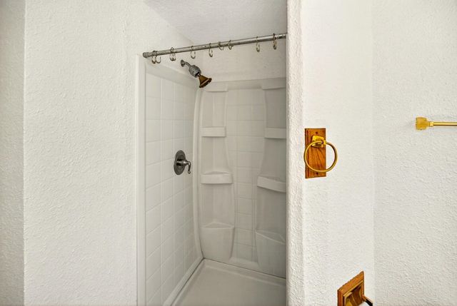 968 Garden Way, Ashland, OR 97520